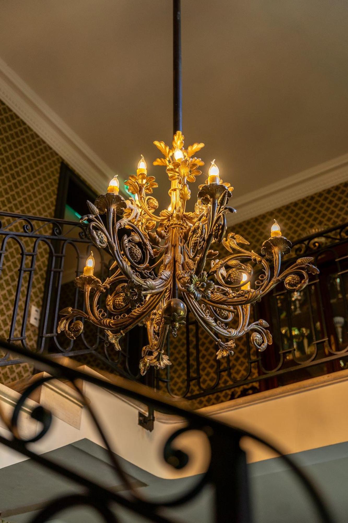 Castel Bois Marie, Maison D'Hotes Montauban Exterior photo A chandelier