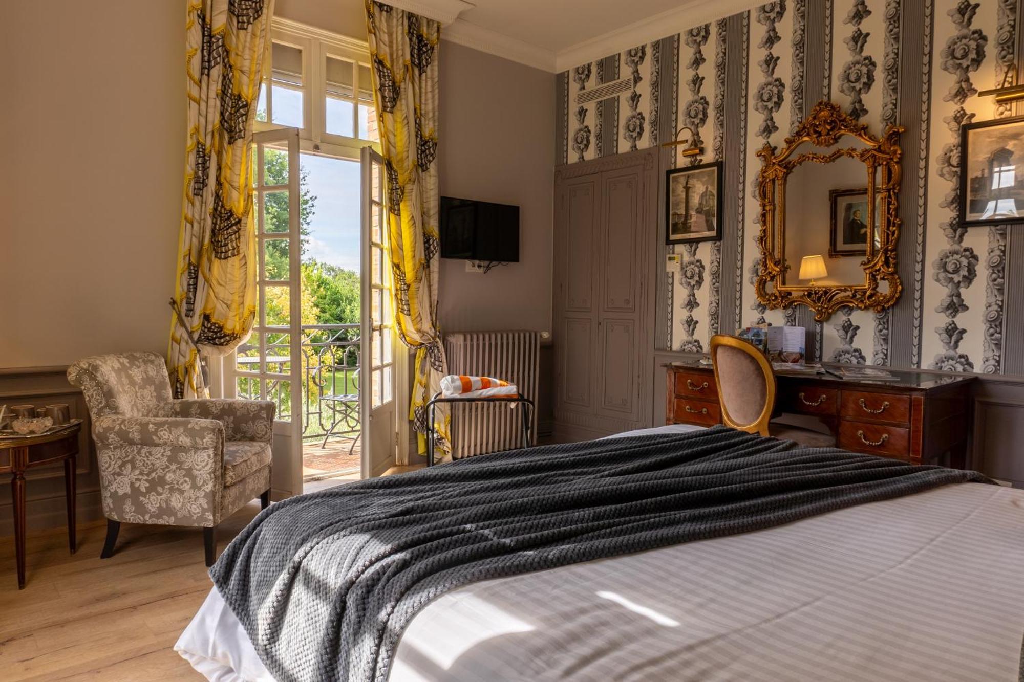 Castel Bois Marie, Maison D'Hotes Montauban Exterior photo A room at the hotel
