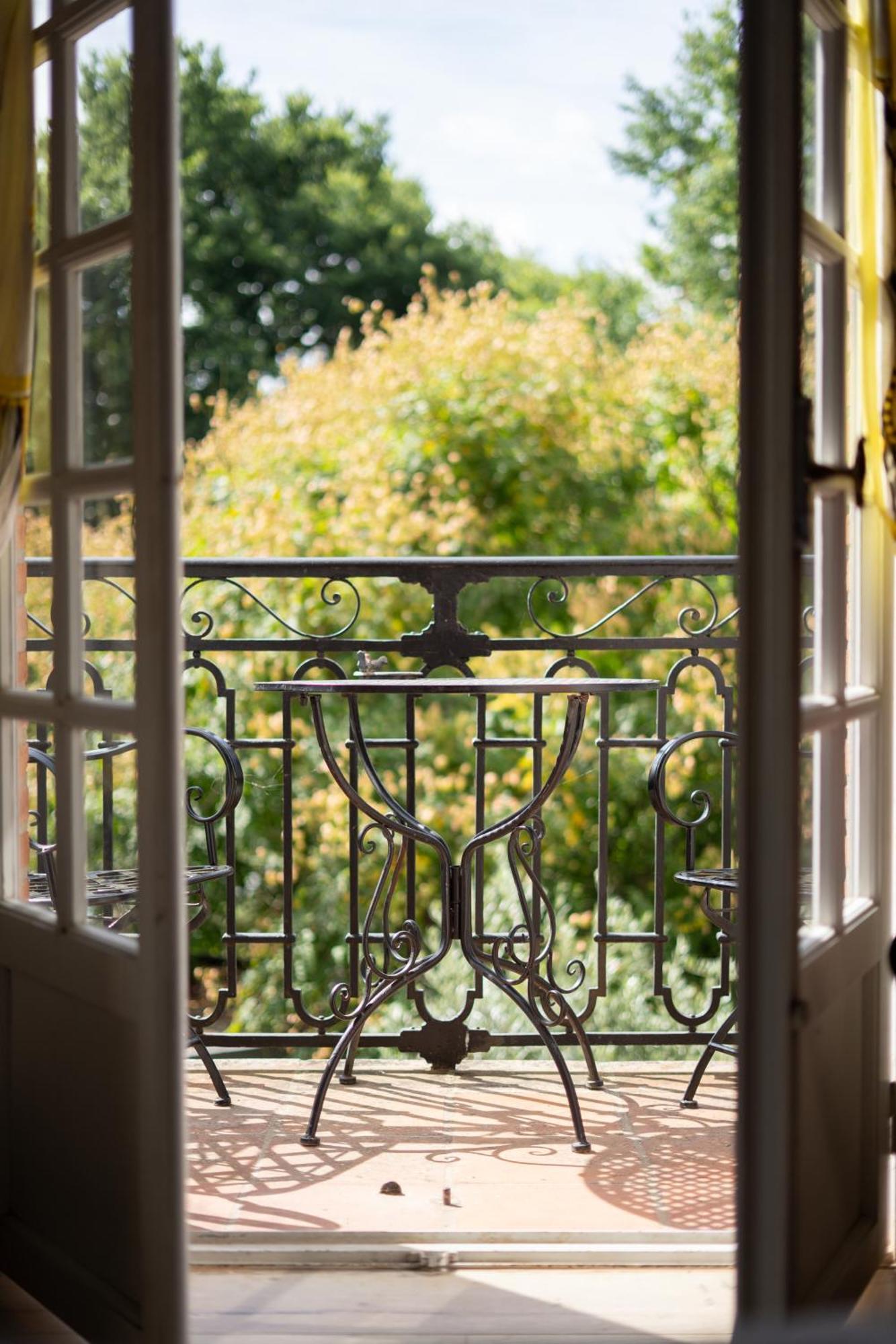 Castel Bois Marie, Maison D'Hotes Montauban Exterior photo A balcony