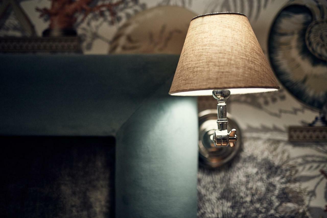 Castel Bois Marie, Maison D'Hotes Montauban Exterior photo A wall light