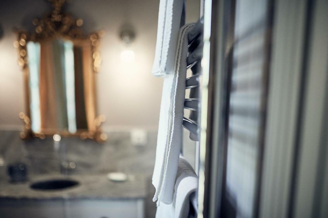 Castel Bois Marie, Maison D'Hotes Montauban Exterior photo Towel warmer